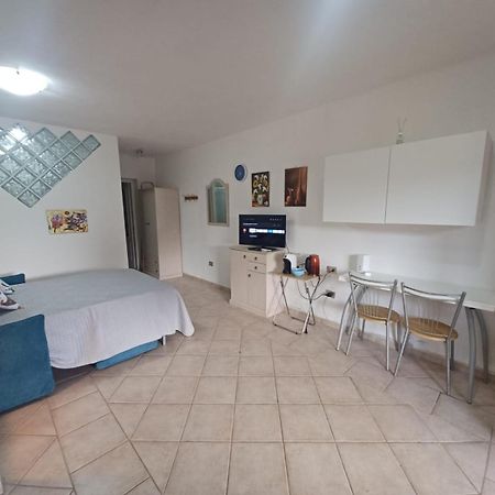 Casa Monella Mono Locale Vista Mare Apartment Santa Marinella Exterior photo